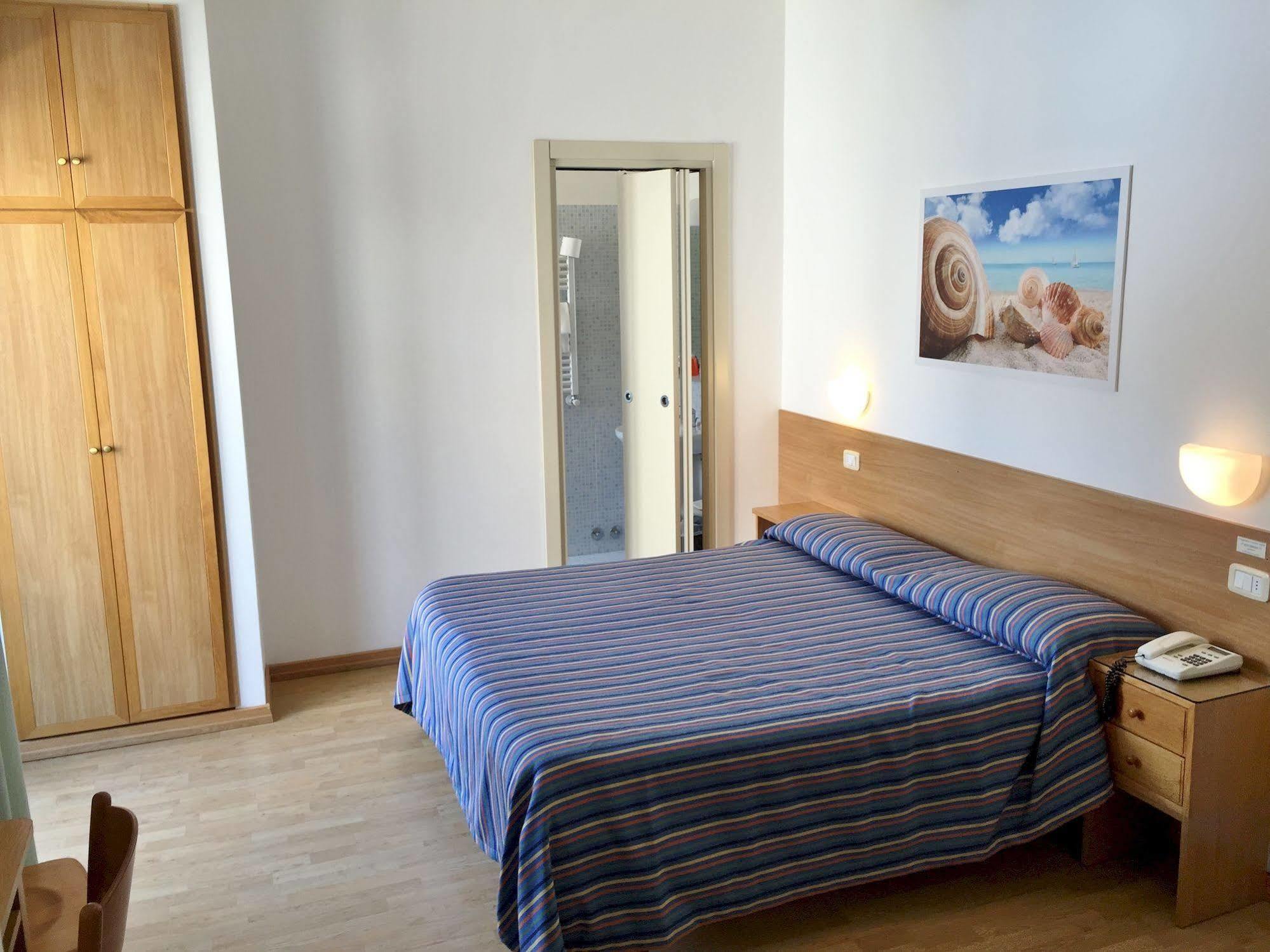 Mayor Hotel 3*